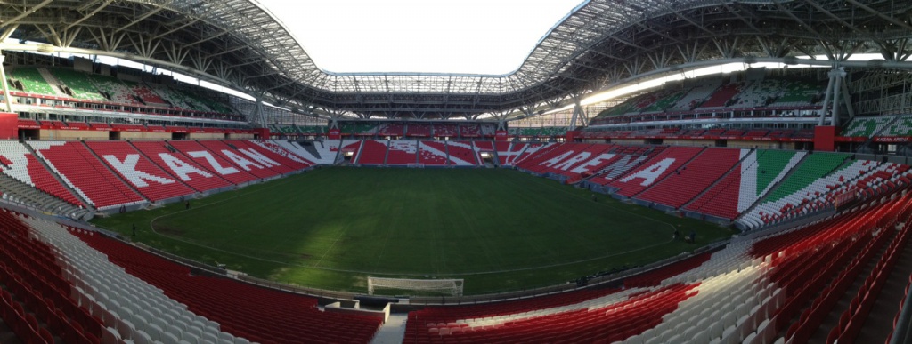 KAZAN Arena travnik hotovy aj umely travnik okolo hotovy.jpeg